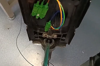 Terminal de servicio multipuerto (MST)BOX Prueba y montaje 2