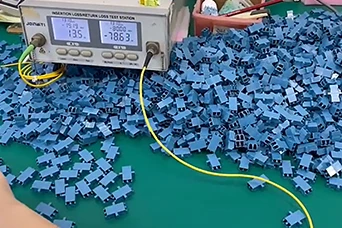 Pruebas del conjunto del adaptador de fibra &oacute;ptica