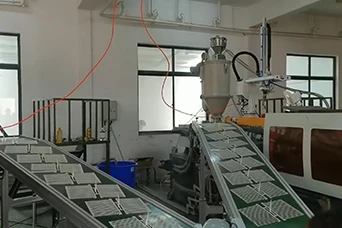 L&iacute;nea de producci&oacute;n 2 de cajas de distribuci&oacute;n de divisores de terminales FTTH