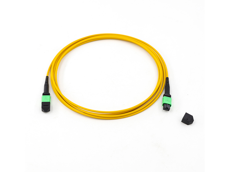 Latiguillo de fibra &oacute;ptica troncal MPO MTP SM de 8-12 n&uacute;cleos y 3,0 mm