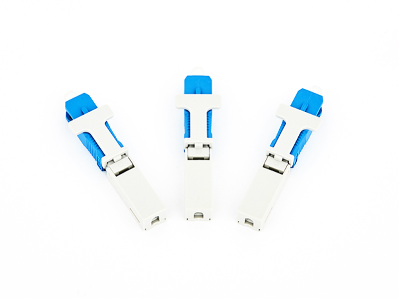 Conector r&aacute;pido FTTH AT-Z02 de fibra &oacute;ptica SC UPC