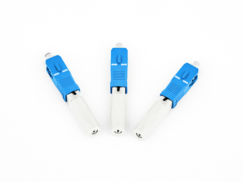 Conector r&aacute;pido FTTH AT-Z01 de fibra &oacute;ptica SC UPC