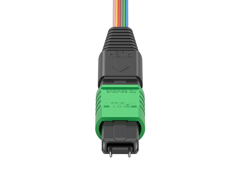 MPO/APC (macho) a LC/UPC SM (monomodo) Cables de conexi&oacute;n en abanico MPO/MTP de 24 n&uacute;cleos de 0,9 mm