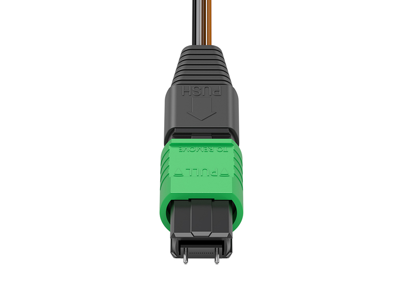 MPO/APC (macho) a LC/UPC SM (modo &uacute;nico) Cables de conexi&oacute;n en abanico MPO/MTP de 12 n&uacute;cleos de 0,9 mm