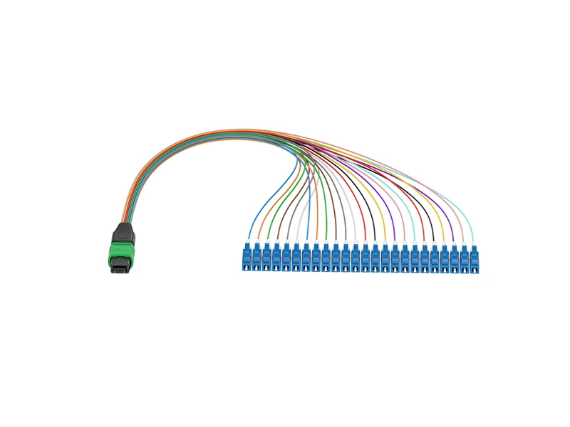 MPO/APC (macho) a LC/UPC SM (monomodo) Cables de conexi&oacute;n en abanico MPO/MTP de 24 n&uacute;cleos de 0,9 mm
