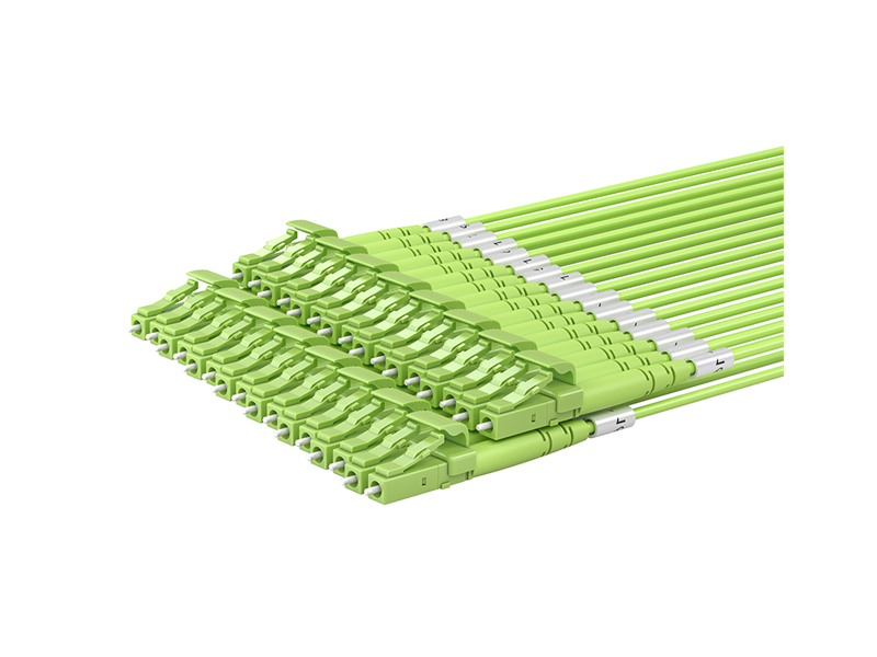 MPO/APC Cables de conexi&oacute;n en abanico para arneses MPO/MTP de 16 n&uacute;cleos DLC OM5 hembra-8x