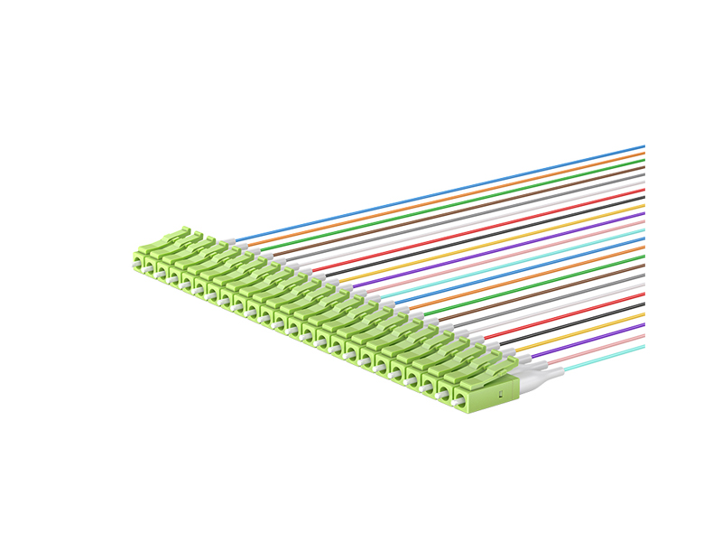 MPO/APC (macho) a LC/UPC OM5 12 n&uacute;cleos MPO/MTP Cables de conexi&oacute;n en abanico de 0,9 mm
