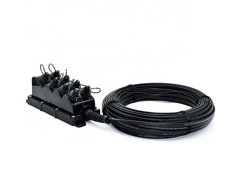 Terminal de servicio multipuerto de 8 puertos con cable alimentador de 8 fibras preterminado, localizable o diel&eacute;ctrico, disponible de 50 a 2000 pies