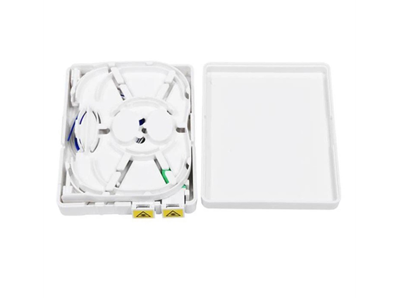 OTB-AT01D 1 2 4 Core Ftth Caja de terminales de fibra &oacute;ptica Adaptador SC APC 0,9 mm LSZH SC APC Placa frontal 1M SM G657A1 Equipo de fibra &oacute;ptica Pigtail