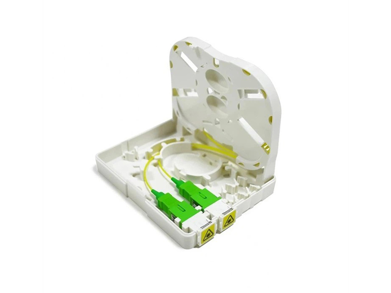 OTB-AT01D 1 2 4 Core Ftth Caja de terminales de fibra &oacute;ptica Adaptador SC APC 0,9 mm LSZH SC APC Placa frontal 1M SM G657A1 Equipo de fibra &oacute;ptica Pigtail