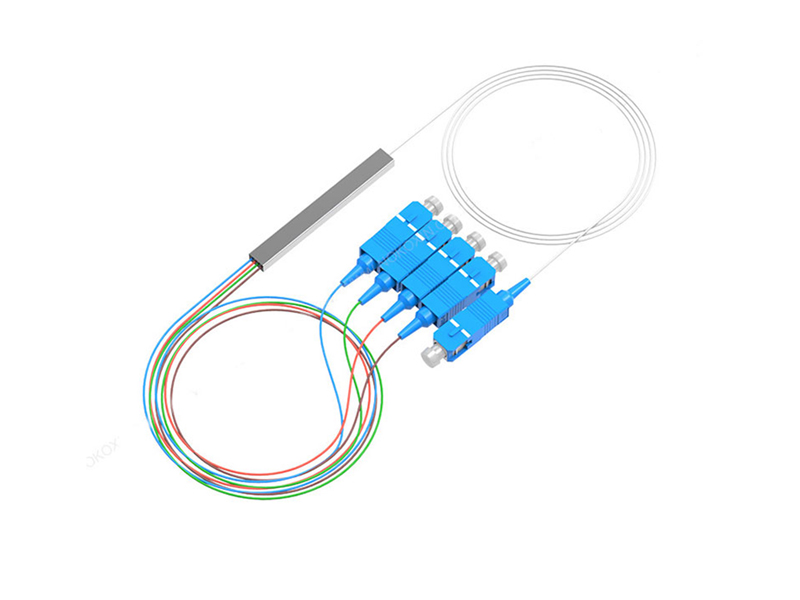 Divisor micro PLC de fibra &oacute;ptica 1x4 SC/APC modo &uacute;nico G657A1/A2/G652D 900um tubo de acero Mini FTTH PON CATV GPON/BPON/EPON