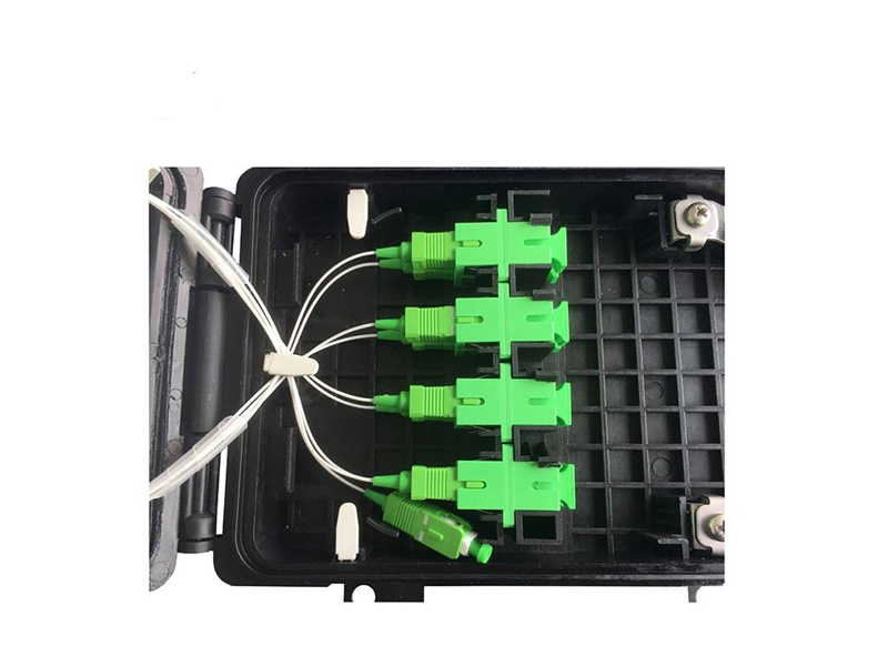 Caja divisora de distribuci&oacute;n de fibra ONT montada en la pared impermeable de 8 puertos para empalme de cables alimentadores de cables de bajada FTTH