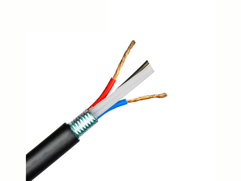 Cable &oacute;ptico fotoel&eacute;ctrico compuesto para exteriores